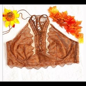 Burnt orange 🍁🍂🍁Bralette great for this season